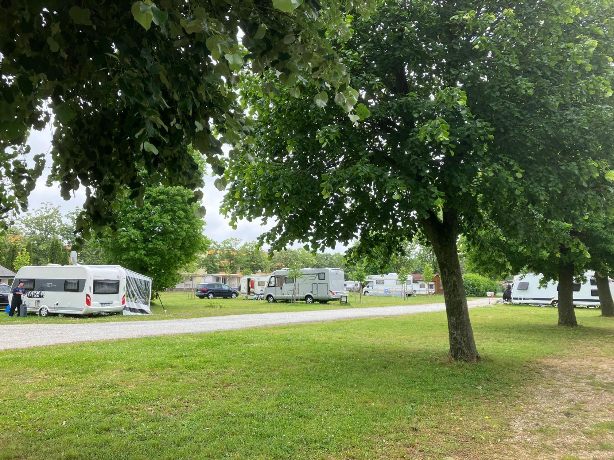 Polzer Camping Buekfuerdo 外观 照片